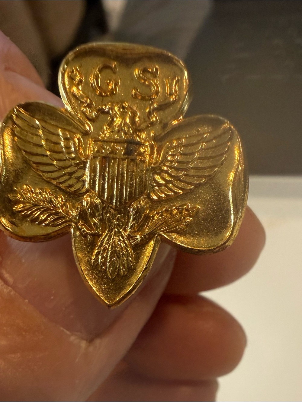 VINTAGE GIRL SCOUT PIN